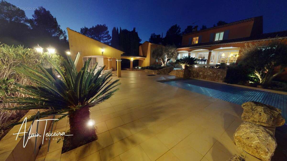 Photo 7 - Maison à LORGUES