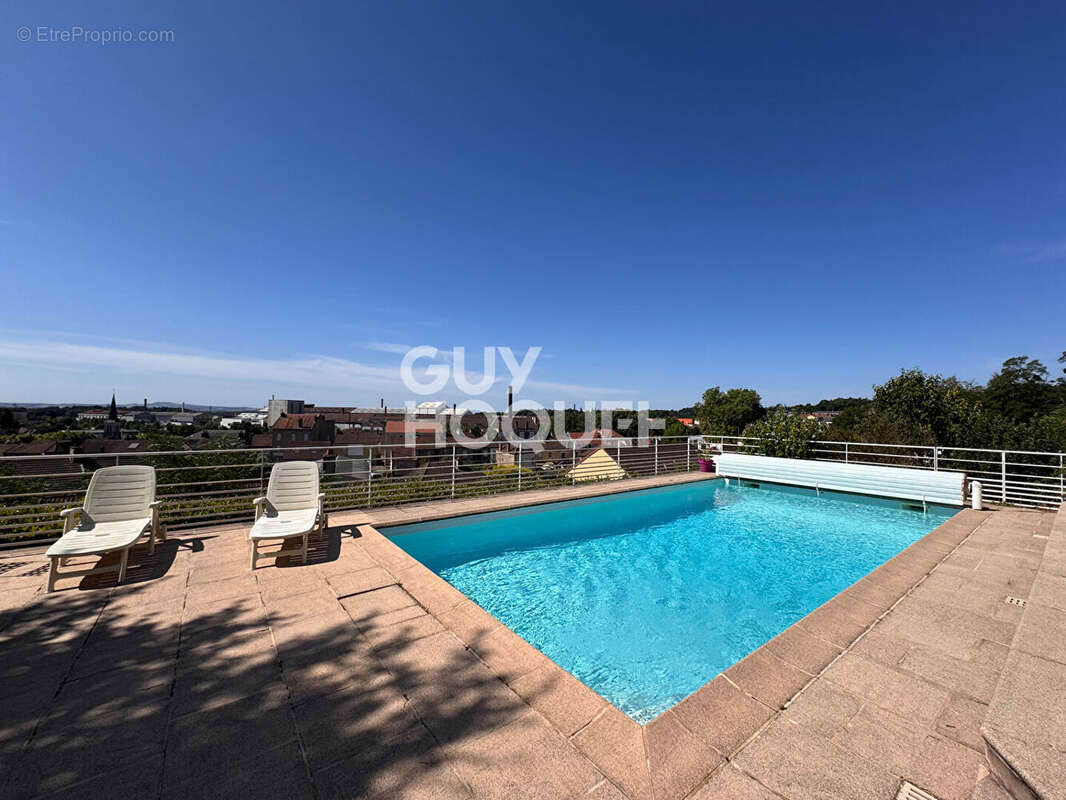 Maison à LE CREUSOT