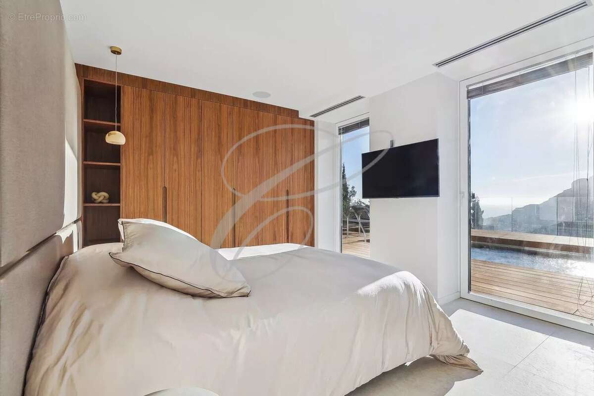 Maison à ROQUEBRUNE-CAP-MARTIN