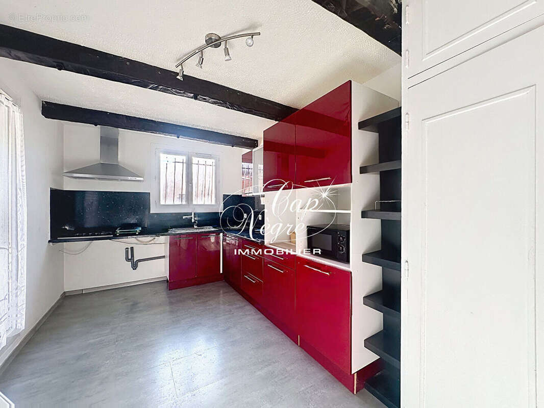 Appartement à BORMES-LES-MIMOSAS