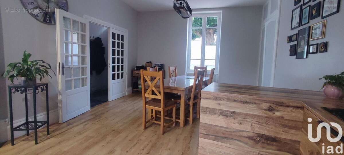 Photo 2 - Maison à MOULINS