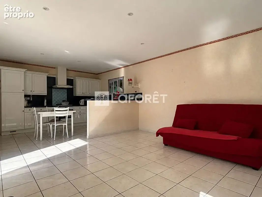 Maison Saint Georges Des Coteaux 4 pièces 112 m2 - photo 4