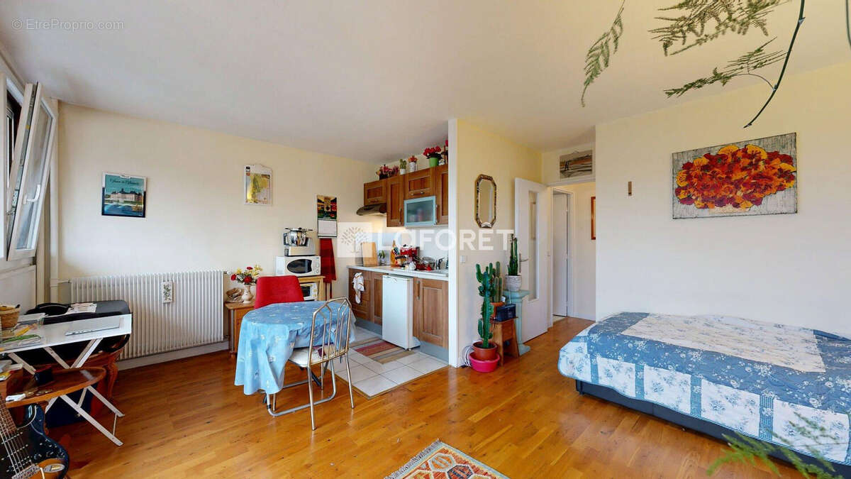 Appartement à NANTERRE
