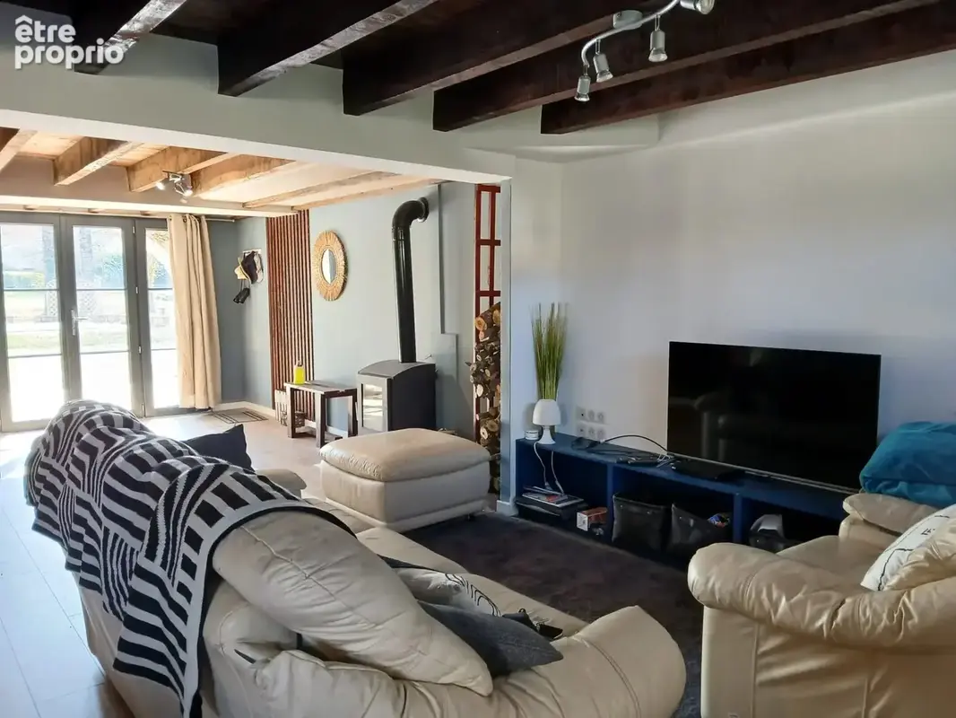 Maison familiale de 5 chambres avec  terrain de 1 hectare - photo 4