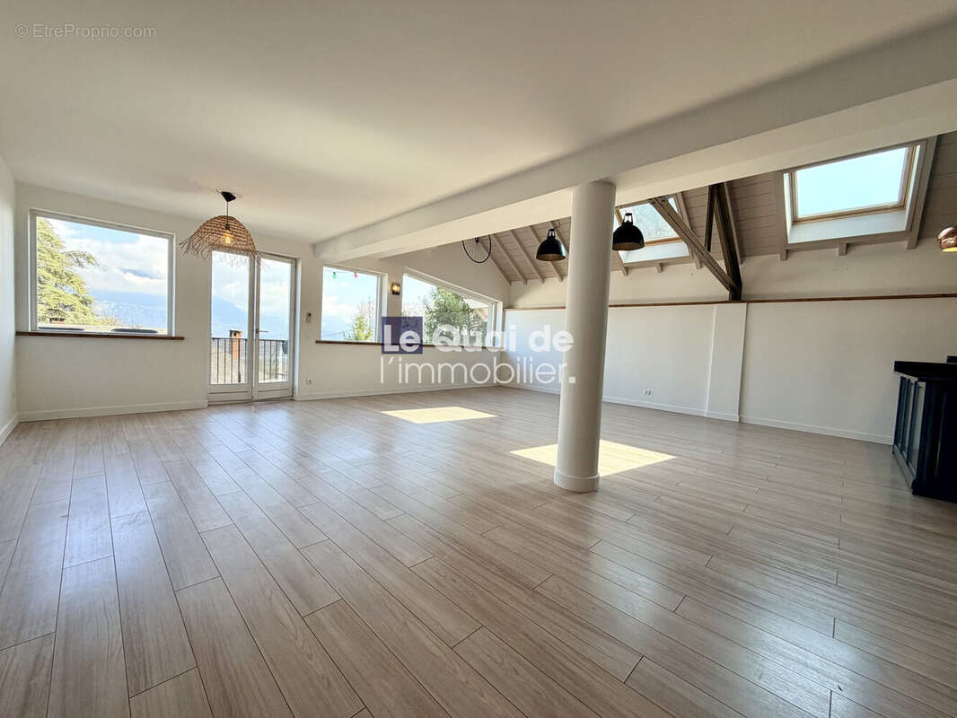 Appartement à LE BOURGET-DU-LAC