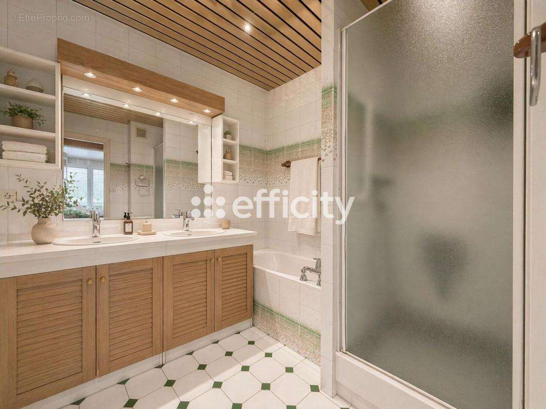 Appartement à RILLIEUX-LA-PAPE