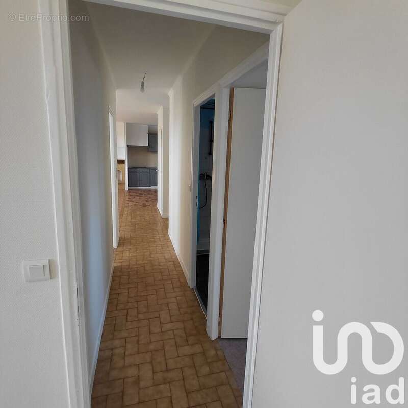 Photo 7 - Maison à LEZAY