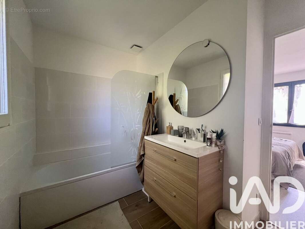 Photo 8 - Maison à BRANNE