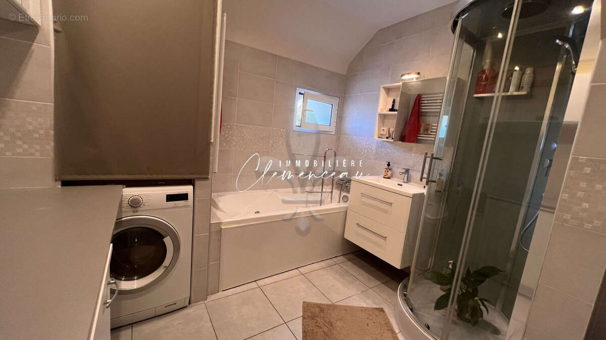 Appartement à VERNOUILLET