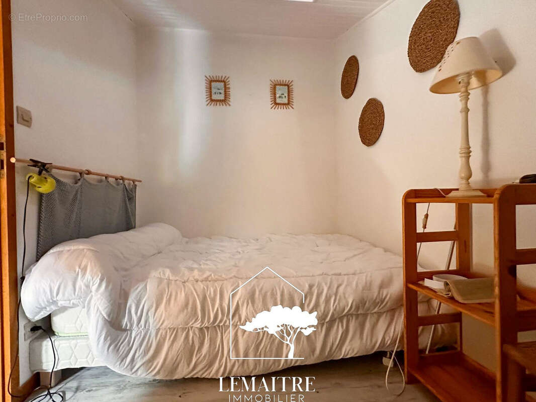 Maison à LES MATHES