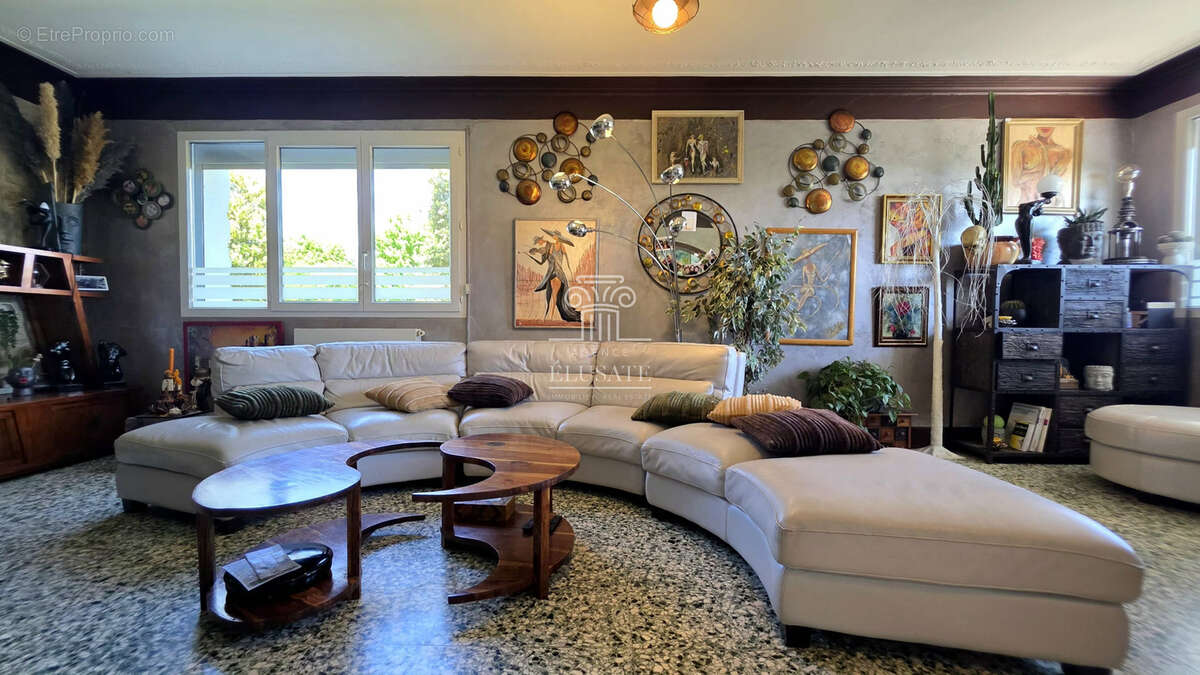 Maison à LAVARDAC