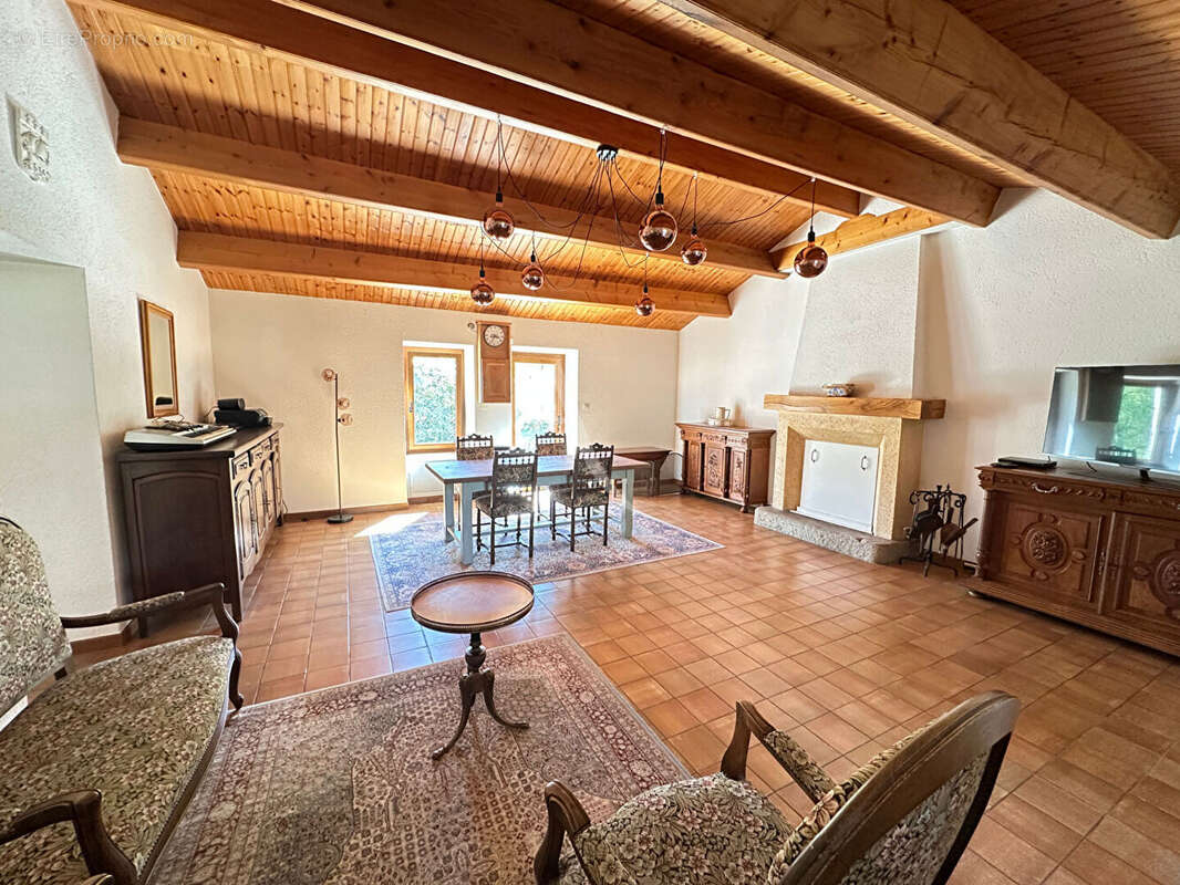 Maison à AIZENAY