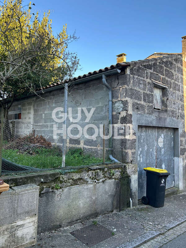 Maison à vendre à Guîtres - Idéale pour primo-accédants - EXCLUSIVITE - photo 5