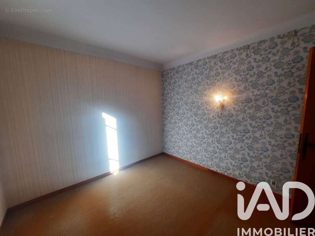 Photo 9 - Maison à CHATEAU-ARNOUX-SAINT-AUBAN