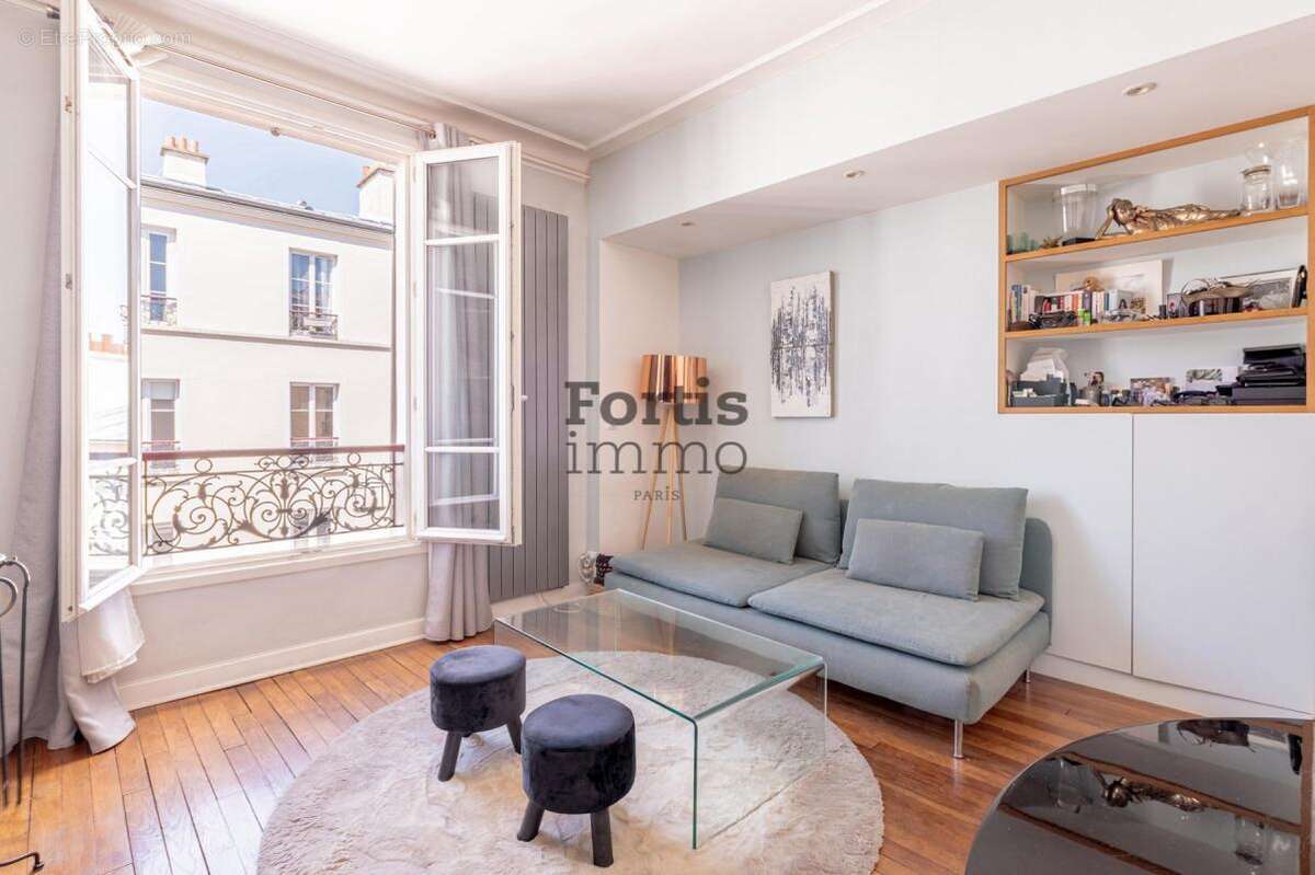 Appartement à LEVALLOIS-PERRET