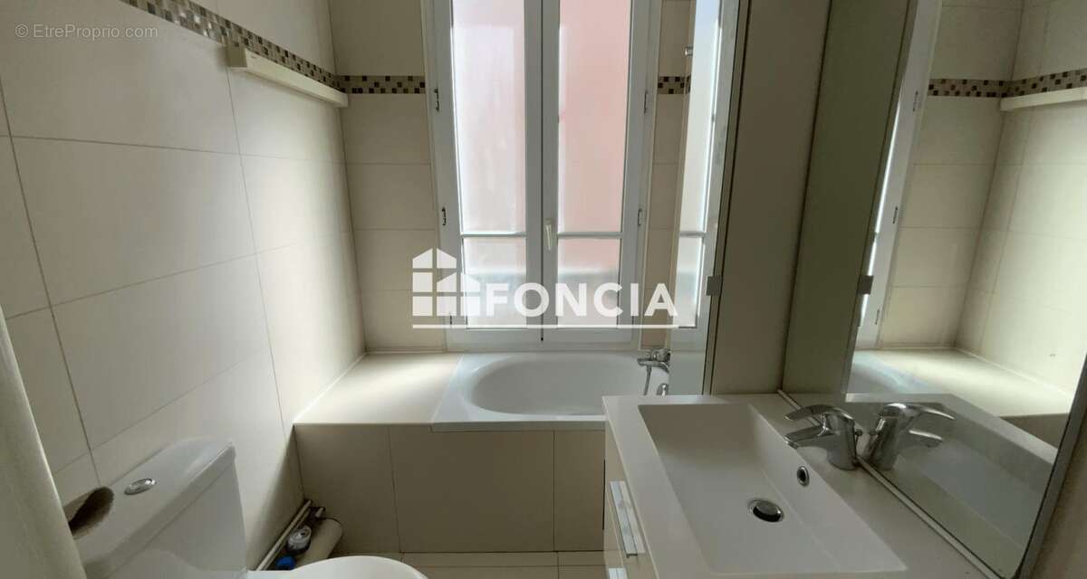 Appartement à ENGHIEN-LES-BAINS