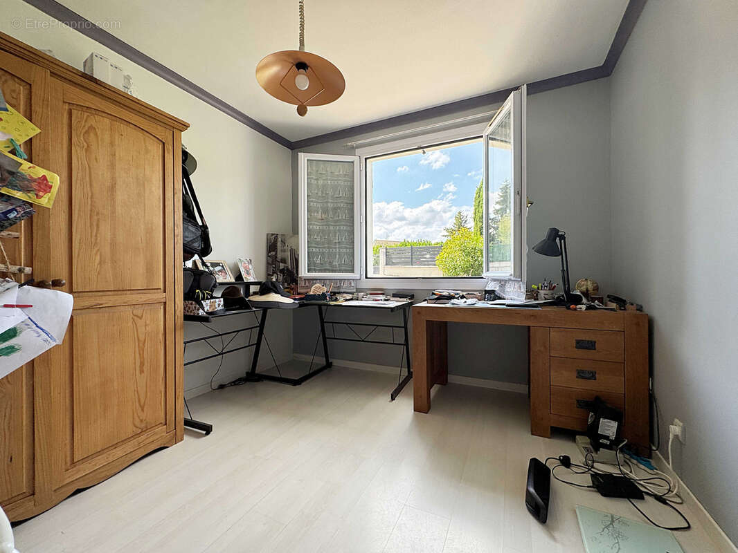 Maison à SAINT-CLAIR-DE-LA-TOUR