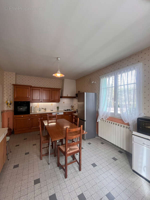 Maison à YZEURE