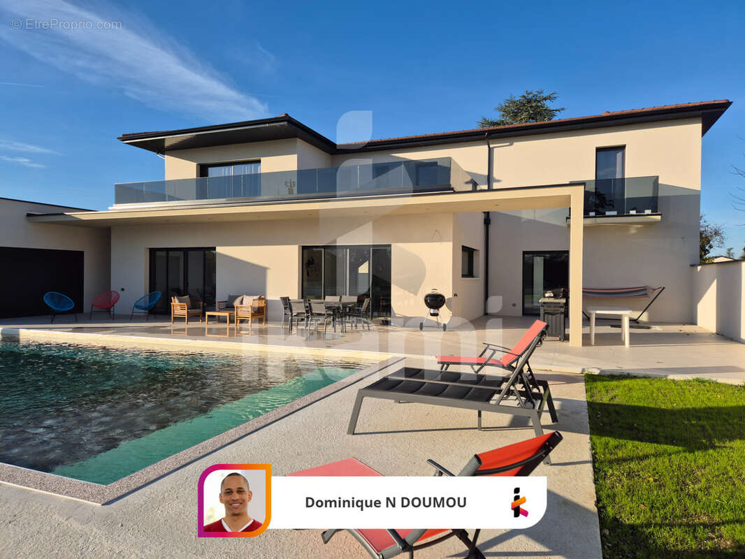 Maison à ROMANS-SUR-ISERE