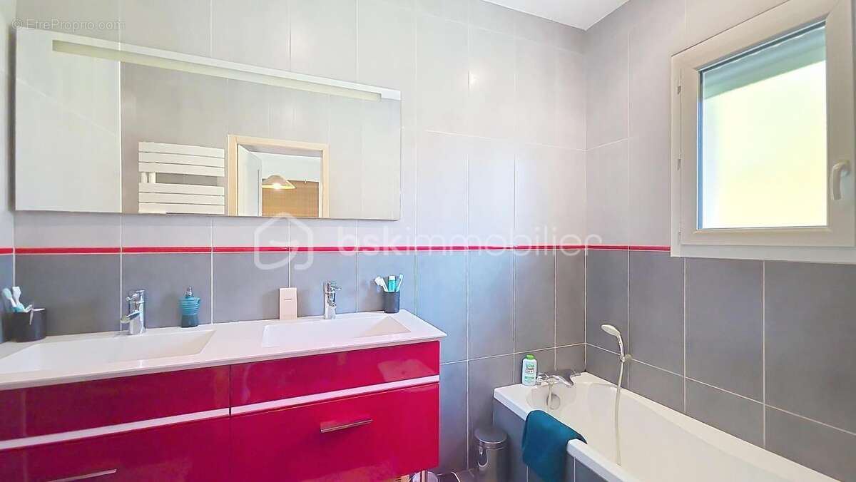 Maison plain-pied 125 m² avec piscine sur 2000 m² de terrain - photo 8