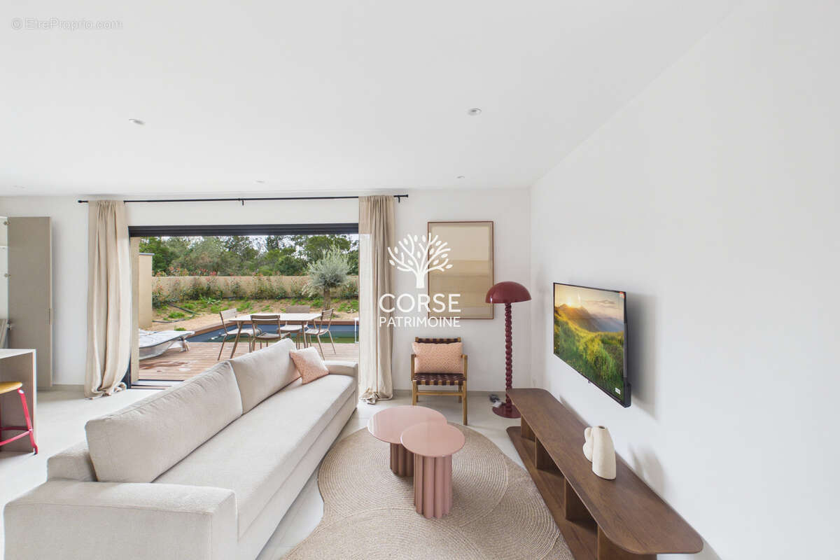 Maison à PORTO-VECCHIO