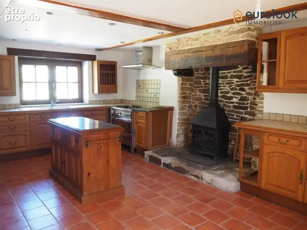 LONGERE 190 M² - 56140 - photo 12
