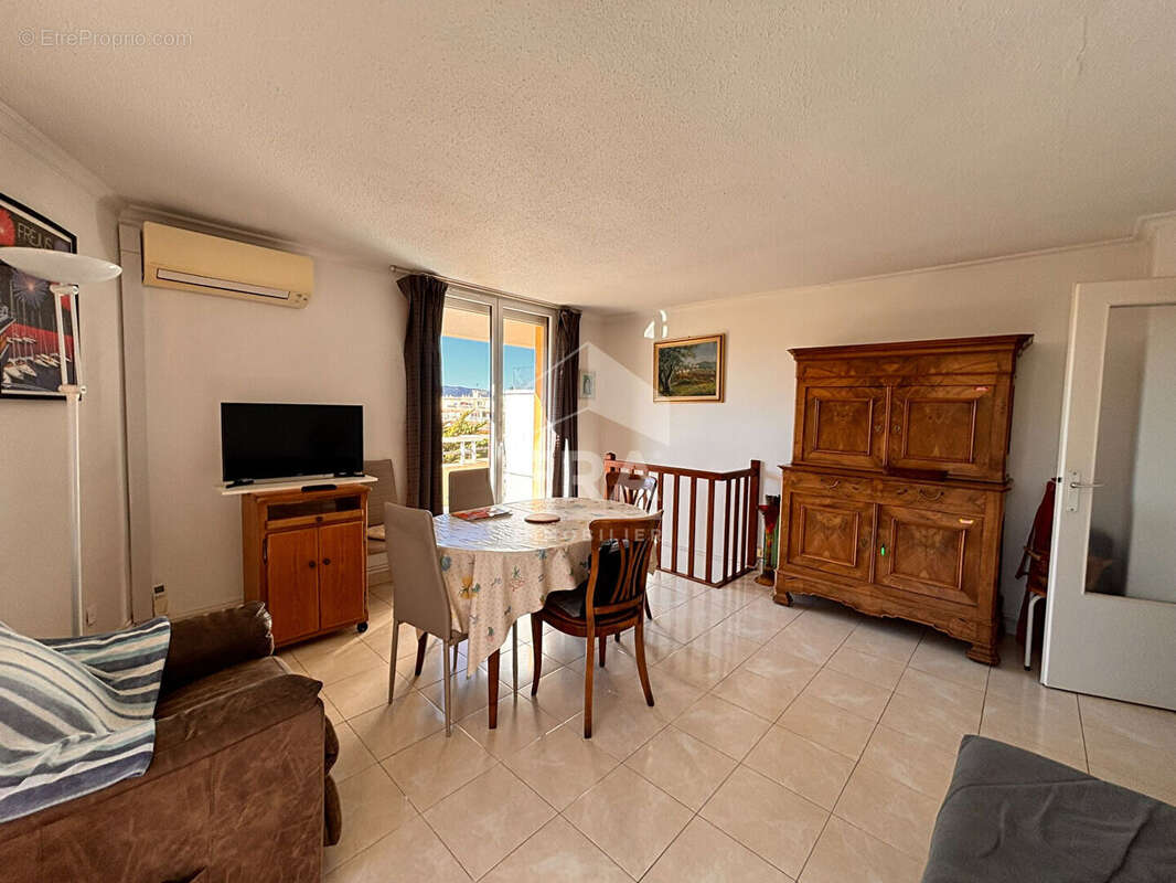 Appartement à FREJUS