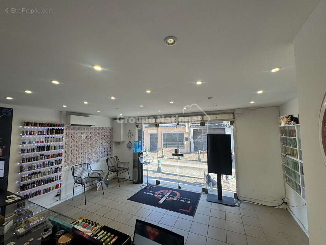 Commerce à LE GRAU-DU-ROI