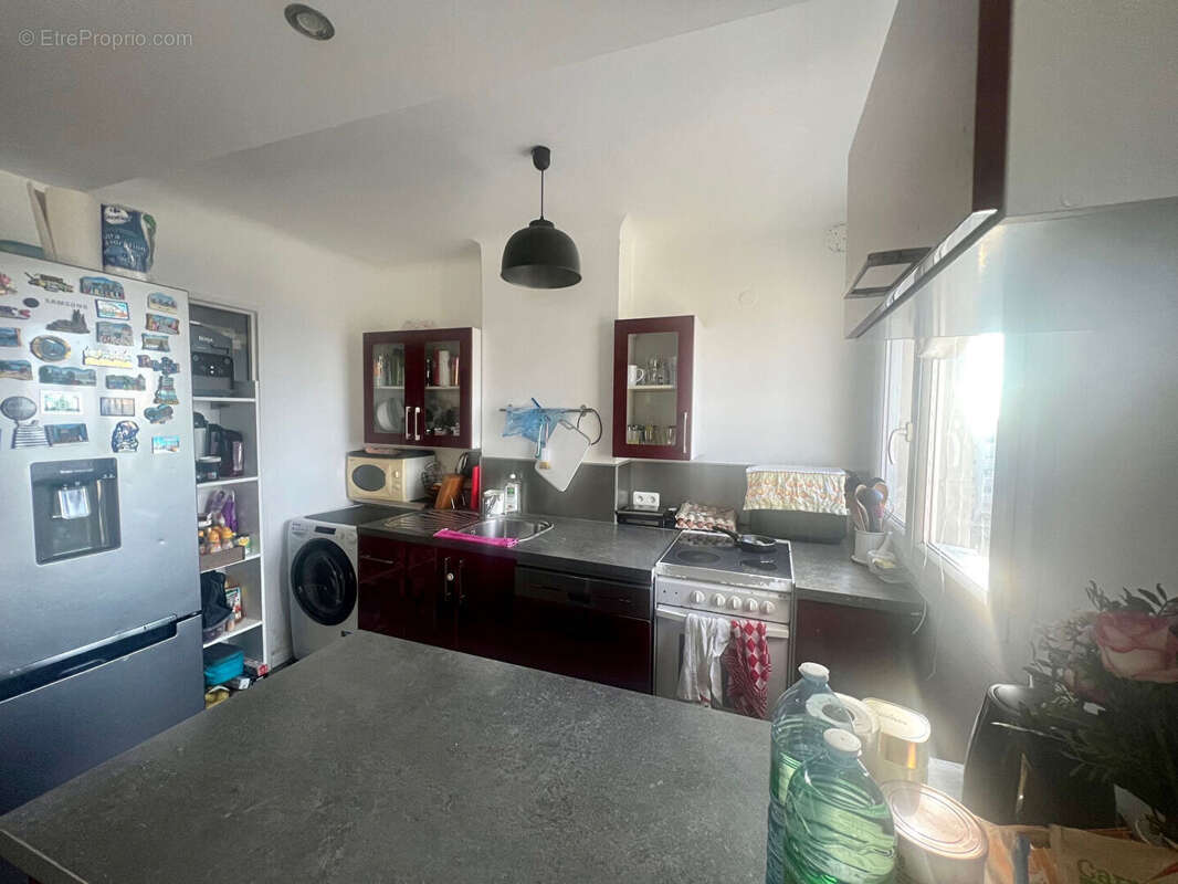 Appartement à SARTROUVILLE