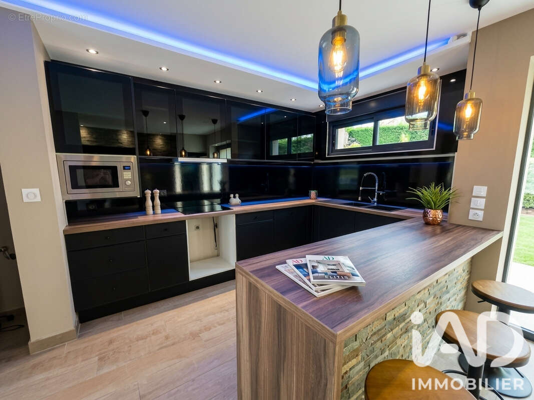 Maison 180 m² à Montlucon  - photo 6
