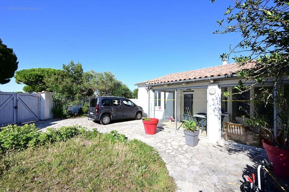 Coeur du village - photo 8