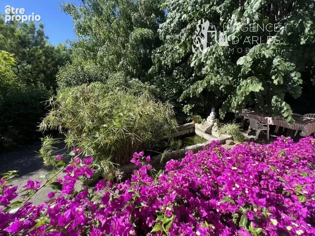 SOUS OFFRE Arles Chabourlet – Maison de plain-pied lumineuse avec jardin arboré - photo 2
