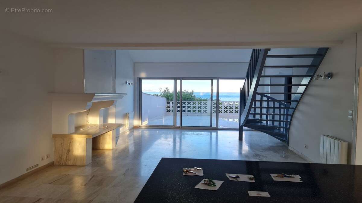 Maison à LES ISSAMBRES