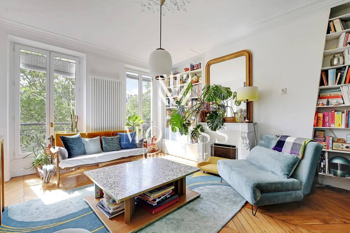Appartement à PARIS-11E