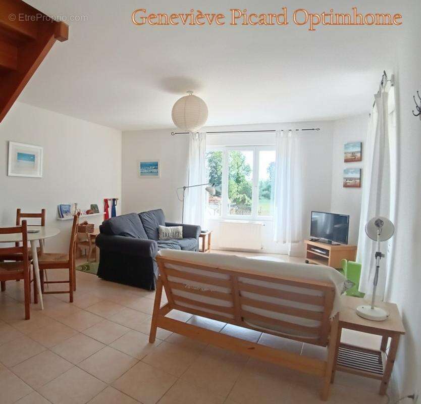 Coup de coeur assuré à Camors ! Belle maison en pierre rénovée de 67 m2 sur un jardin clos de 387 m2 - photo 2