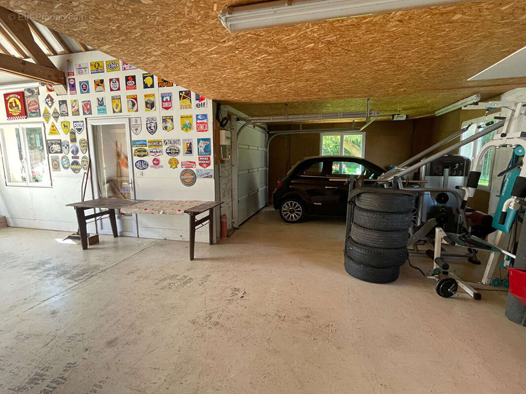 Maison à LE GUE-DE-LONGROI