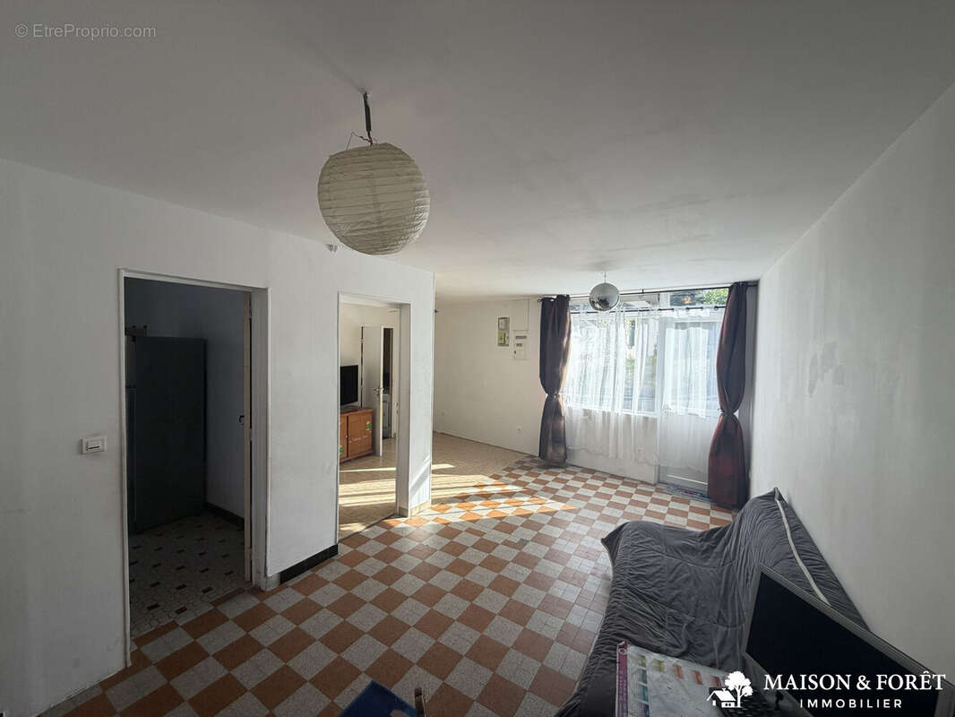 Maison à SAINT-MARTIN-SUR-OCRE