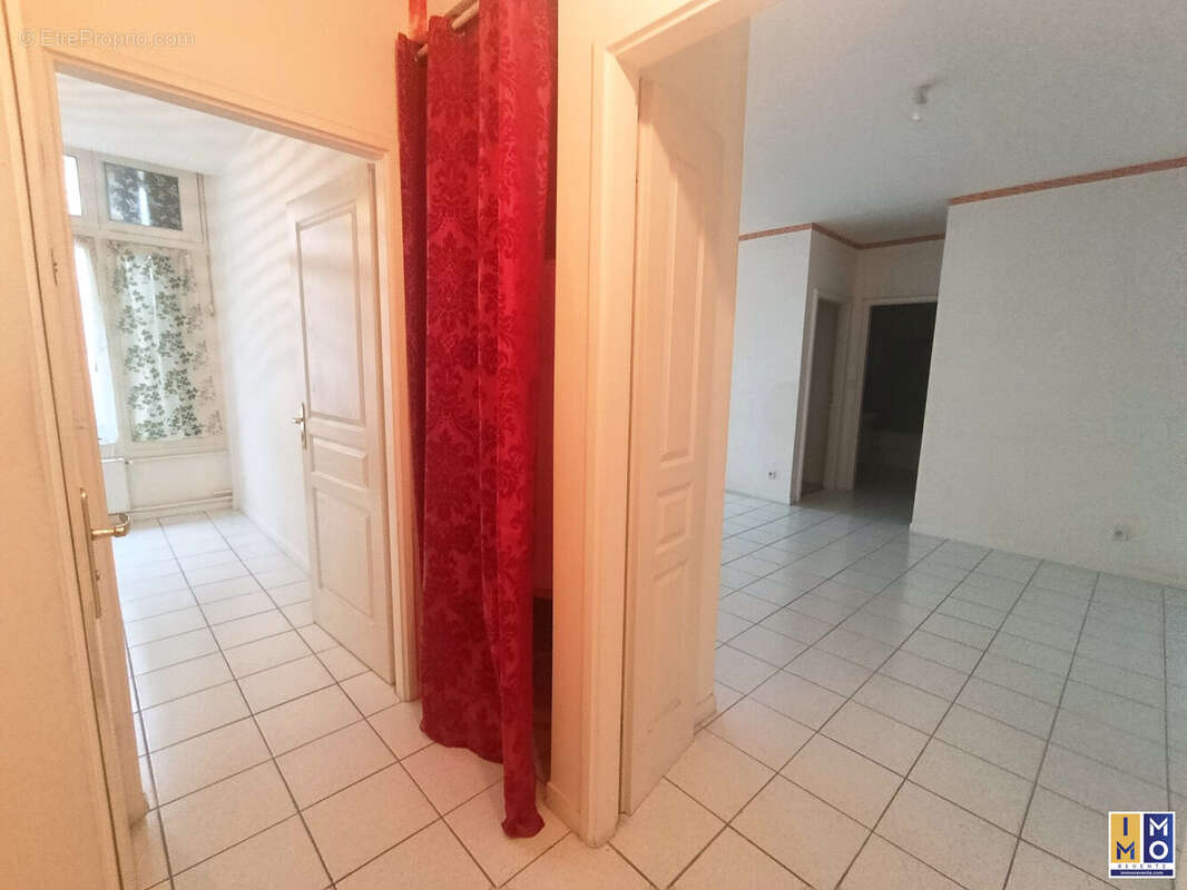 Appartement 68 m² à Bourges  - photo 8
