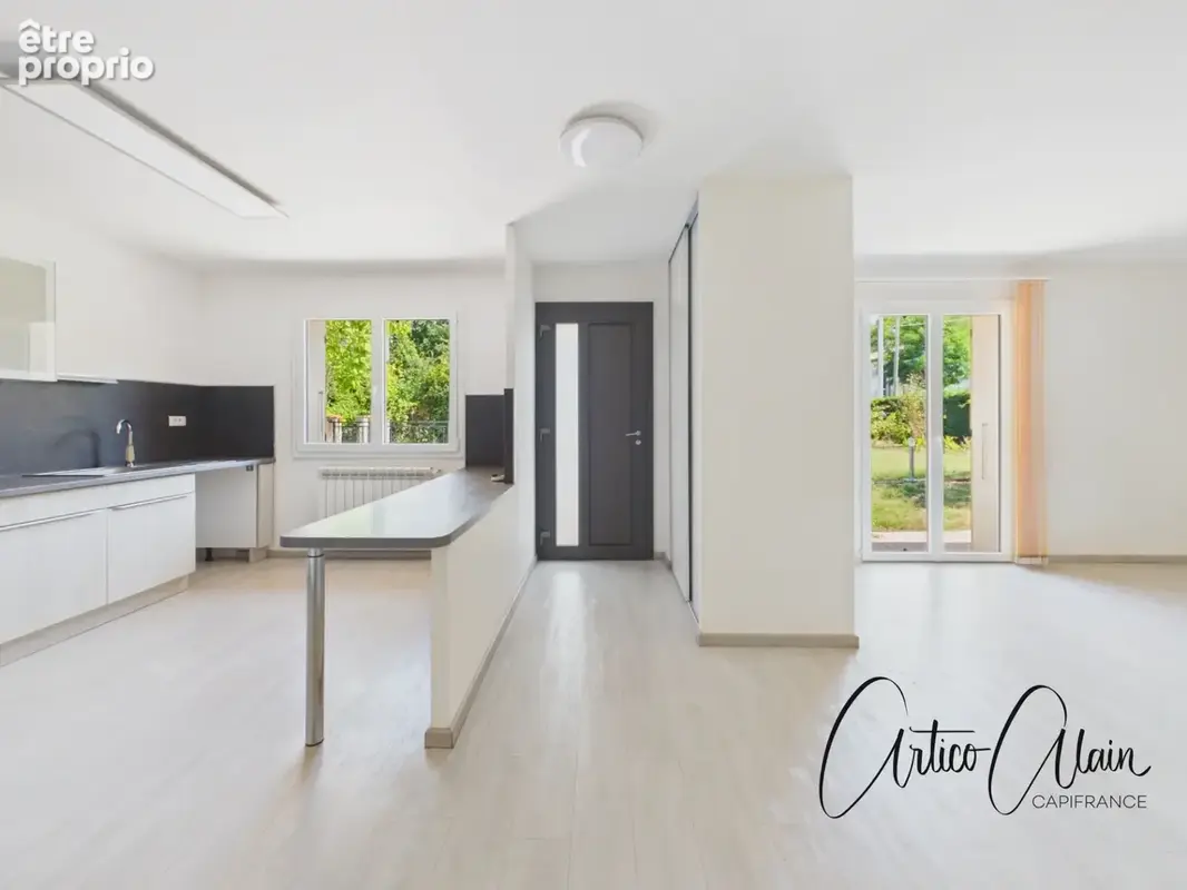 Maison de plain-pied  de 117 m² proche du centre de REVEL – Terrain 1 200 m² - photo 6