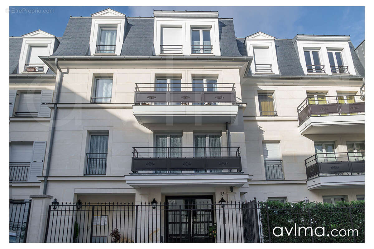 Appartement à SAINT-CYR-L'ECOLE