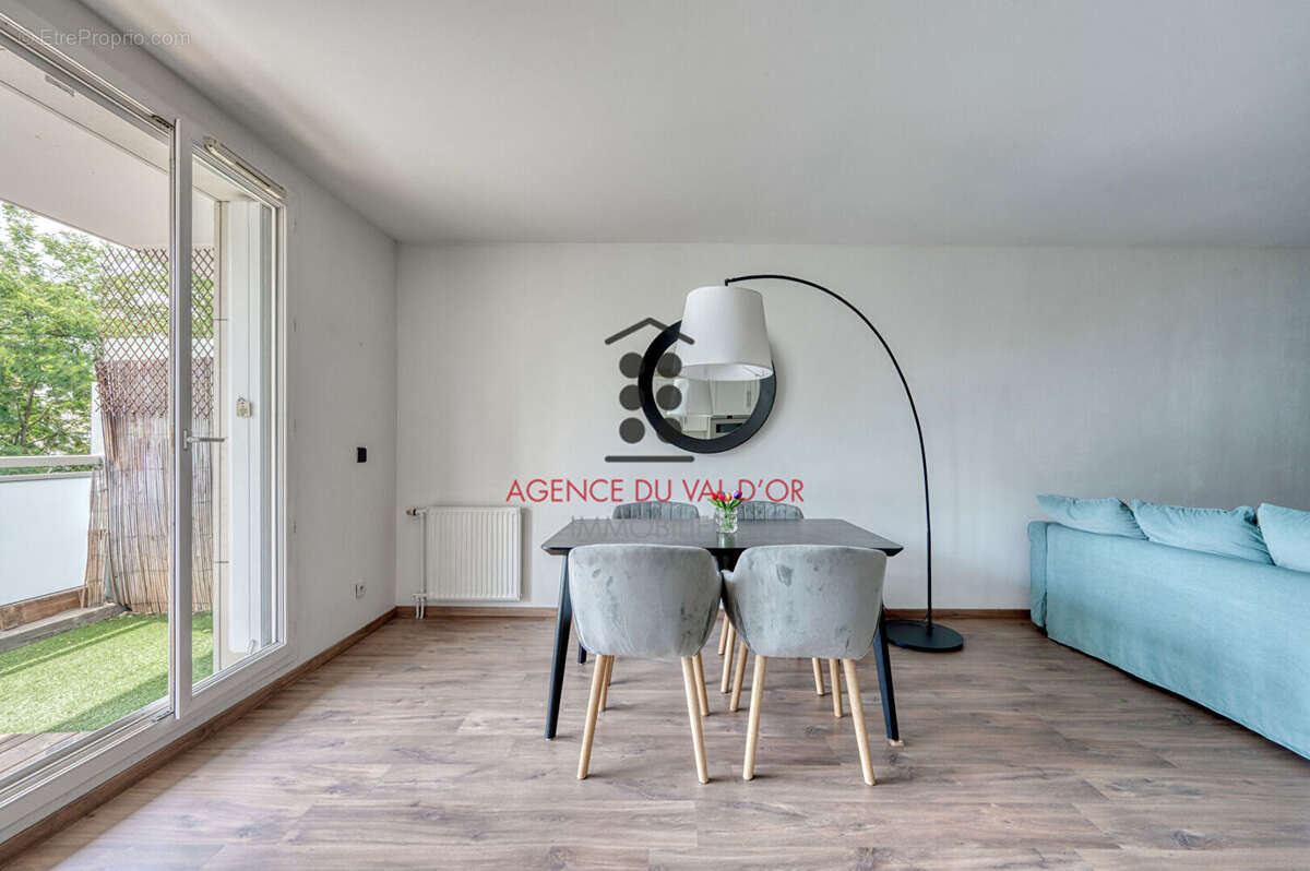 Appartement à SURESNES