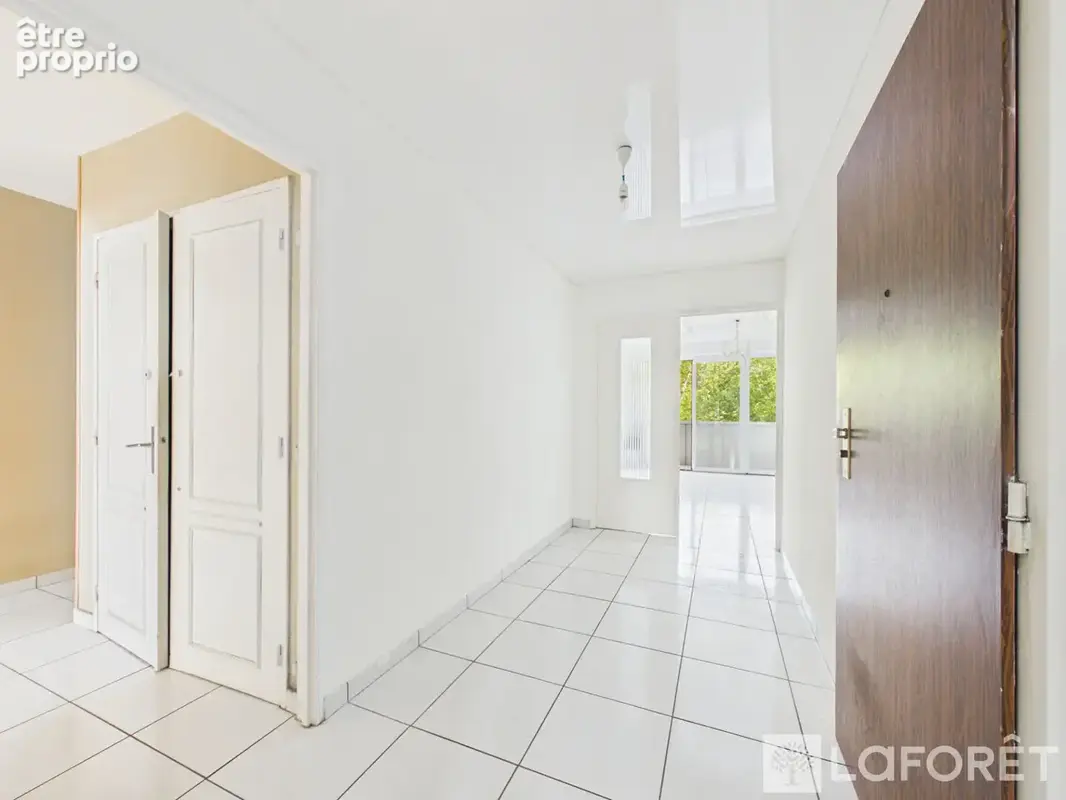 Mulhouse quartier Salengro appartement de 98m² avec garage - photo 6