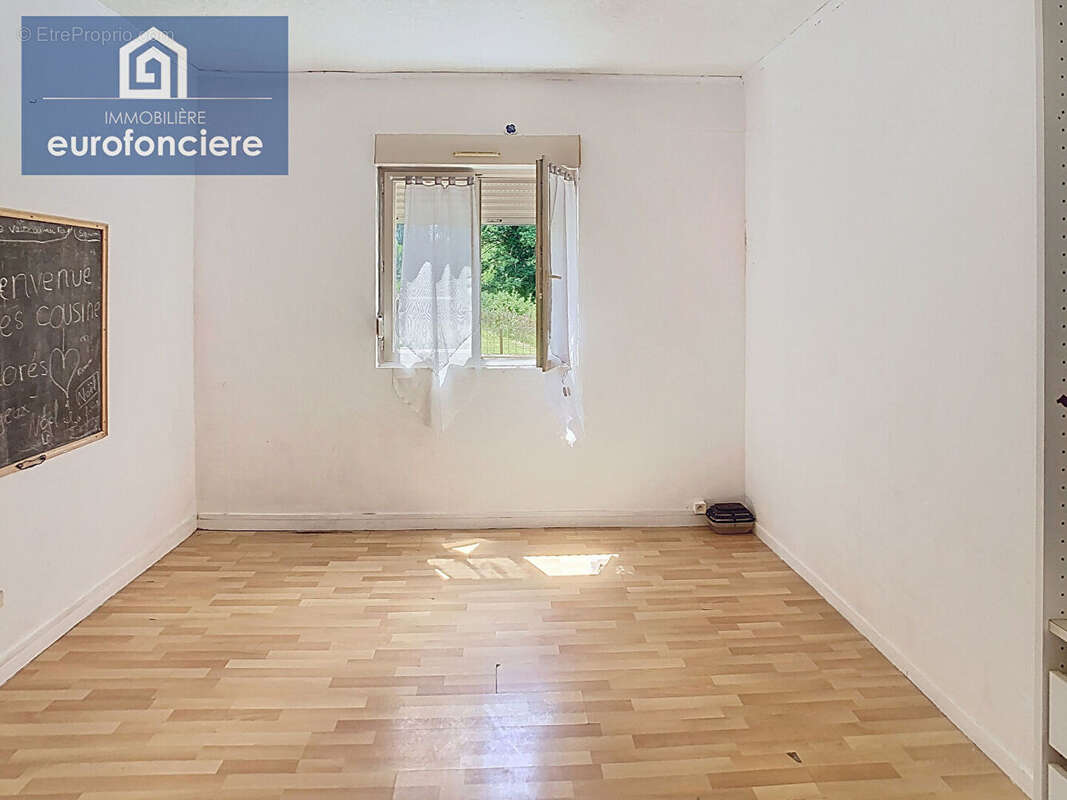 Maison à AIX-EN-OTHE