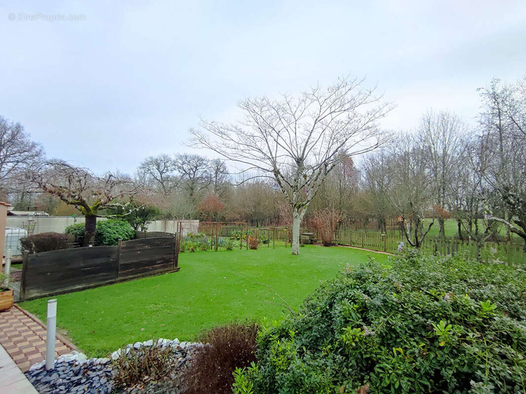 Maison à SAINTE-FLAIVE-DES-LOUPS