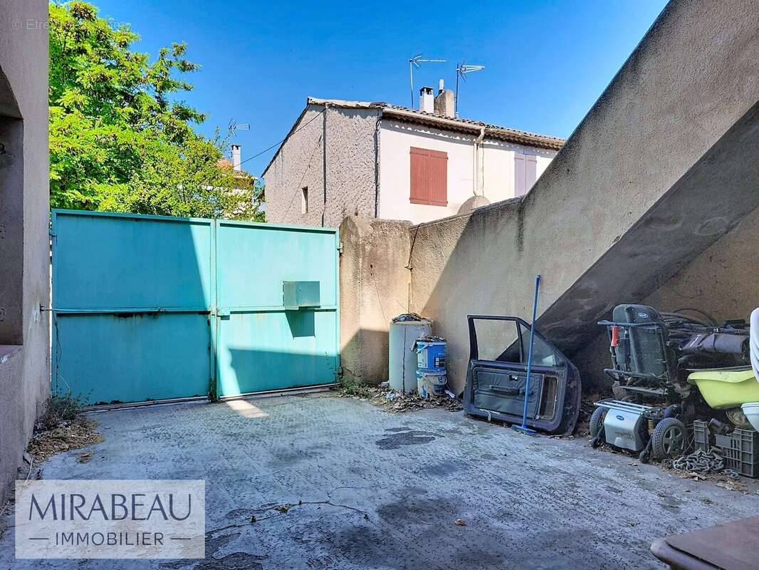 Appartement à PERTUIS