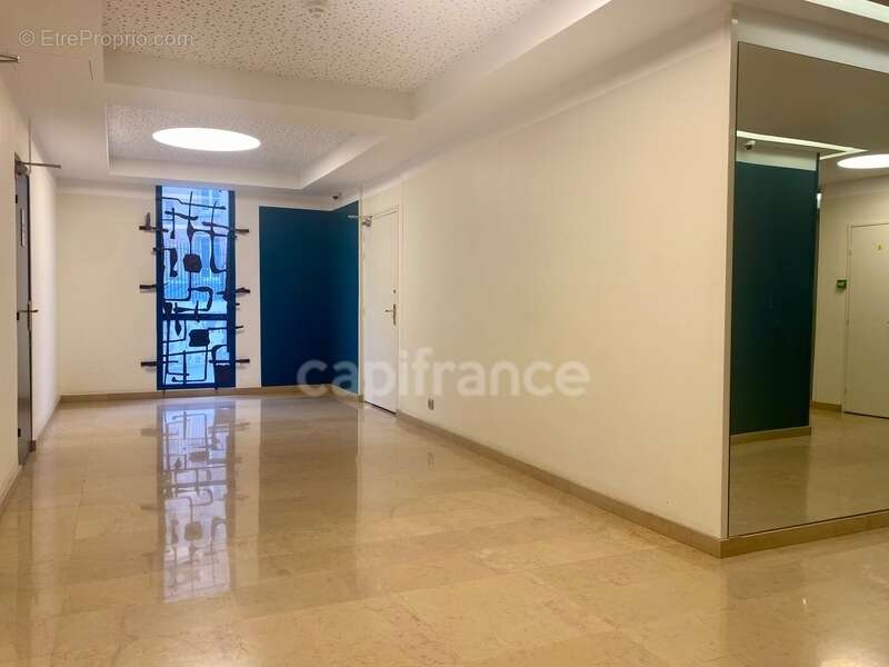 Appartement à vendre 2 pièces 48,70 m² PARIS 20EME ARRONDISSEMENT (75) en excellent état au sein d'une résidence standing - photo 19