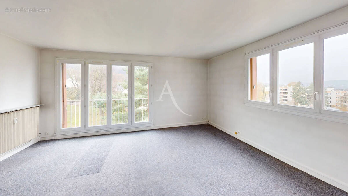 Appartement à VILLEBON-SUR-YVETTE