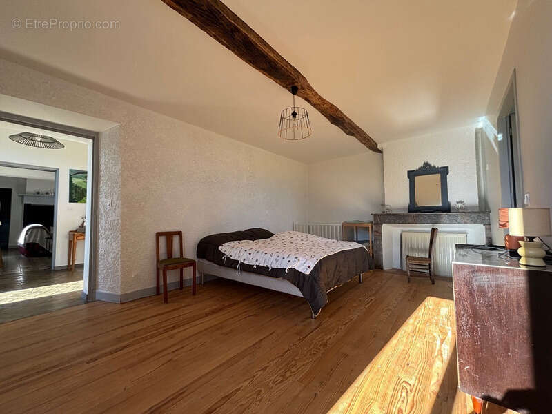 Maison à VILLEMBITS