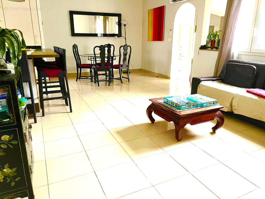 Maison à LE BLANC-MESNIL