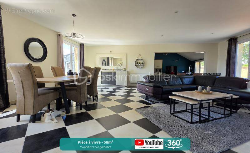 Maison 5 pièces 138 m² · à Chasne-sur-Illet · 138 m² · 275 000 €